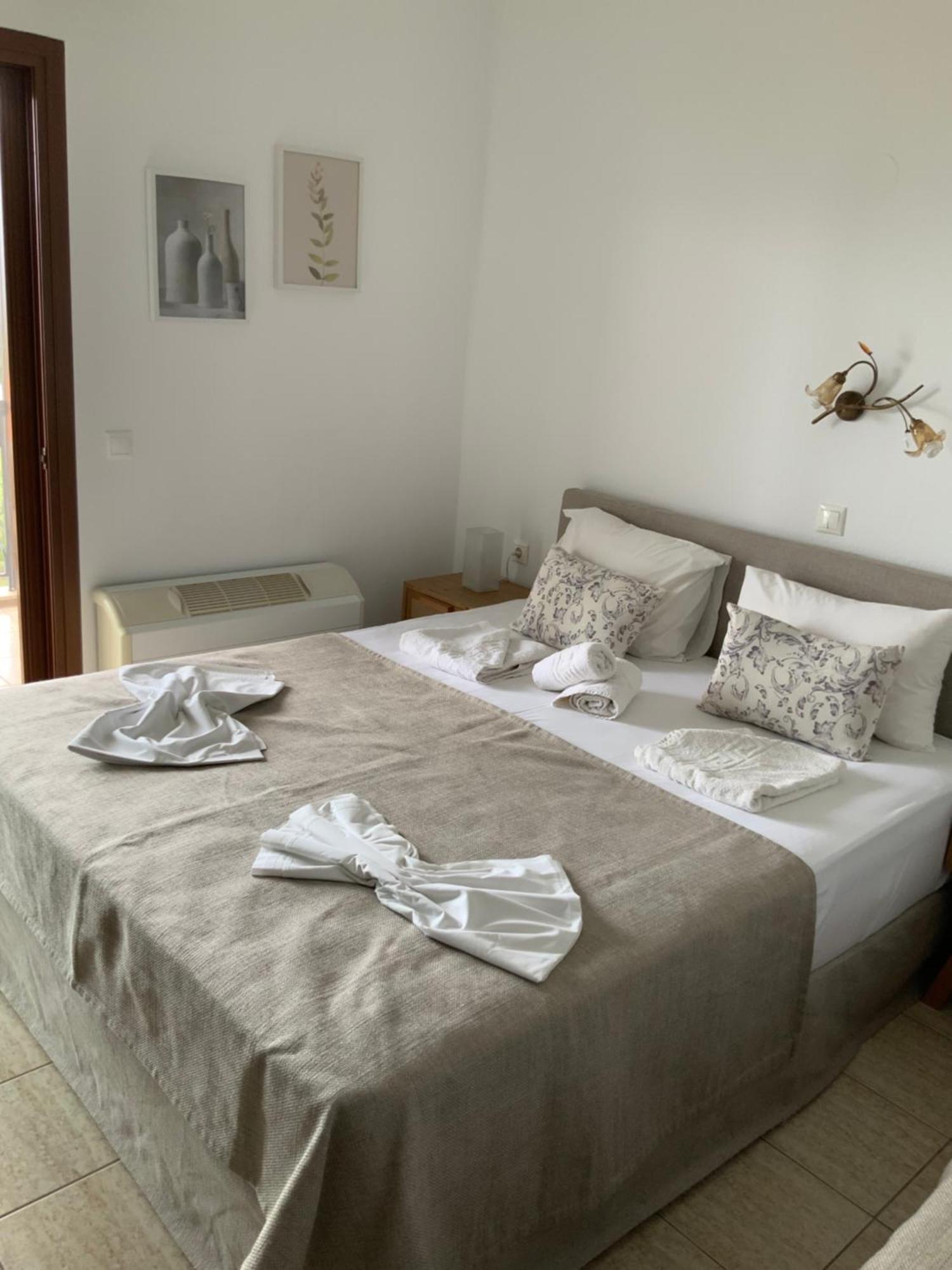 Hotel Bara Néosz Marmarász Kültér fotó
